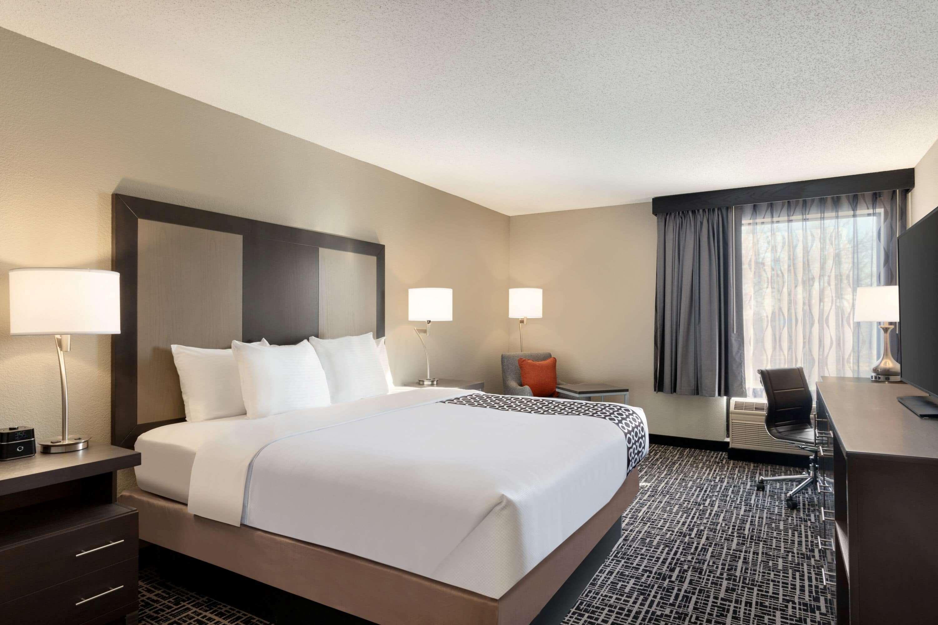 La Quinta Inn & Suites By Wyndham St Louis Route 66 Windsor Springs Zewnętrze zdjęcie