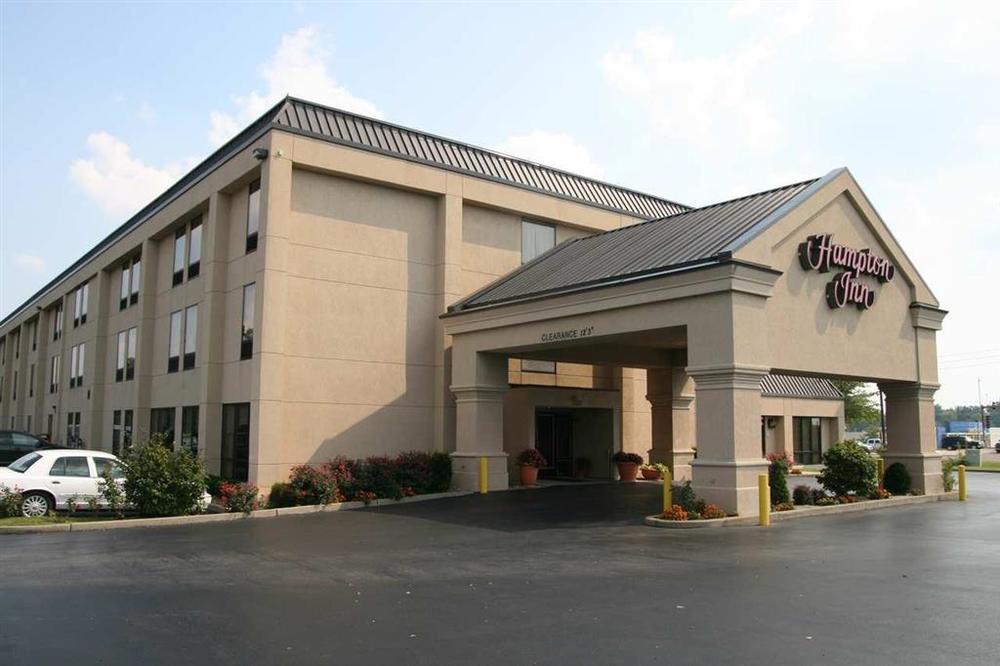 La Quinta Inn & Suites By Wyndham St Louis Route 66 Windsor Springs Zewnętrze zdjęcie